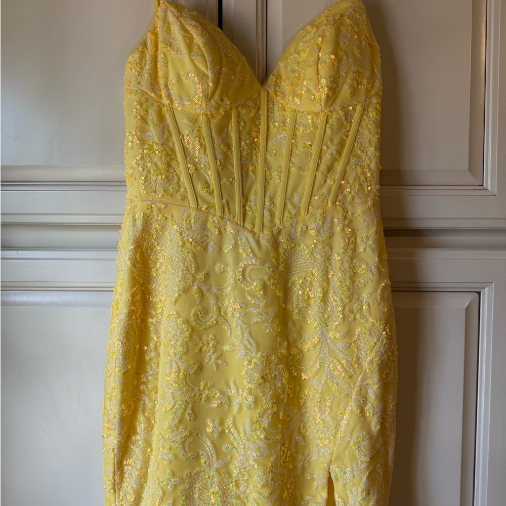 Yellow Homecoming dress size 0